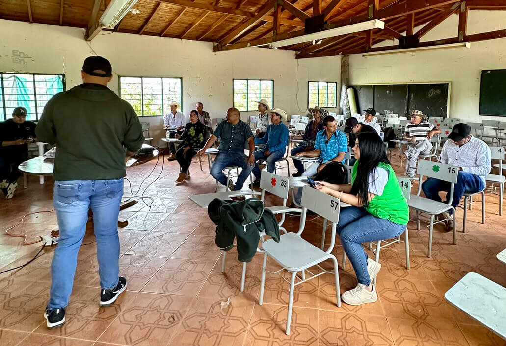 Capacitación de de calidad por Excol Foods a Paneleros en Yarumal, Antioquia