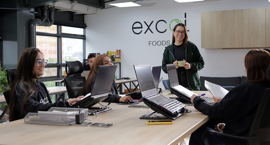 Nuestro equipo de Excol Foods compañia de alimentos Colombiana. Respaldo en cada alimento